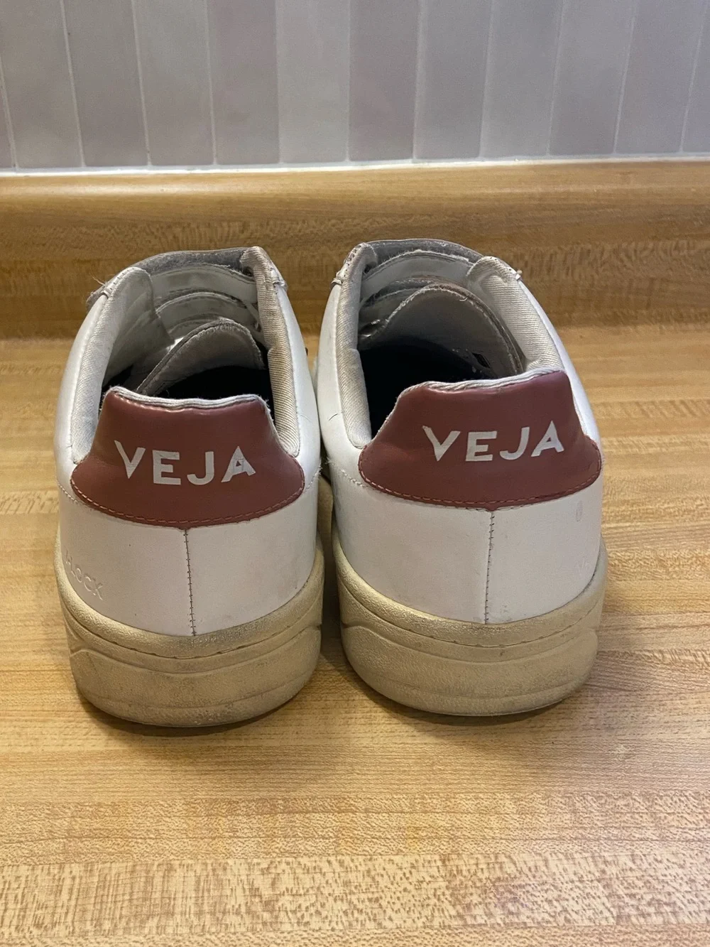 N/A mauve color